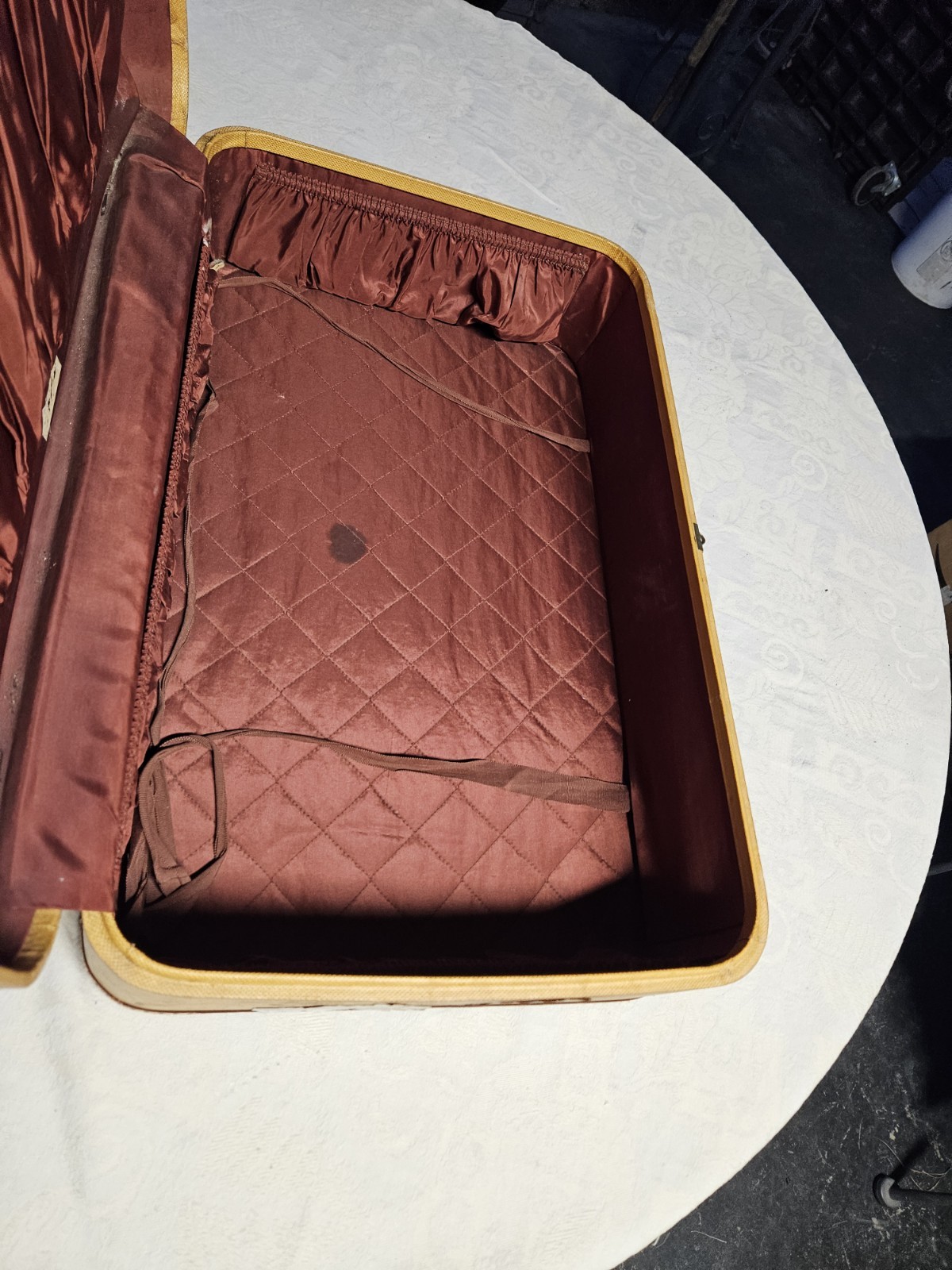 SKYWAY, Hardcover 1930’s Vintage Tweed Luggage Suitcase, Leather Trim & handle