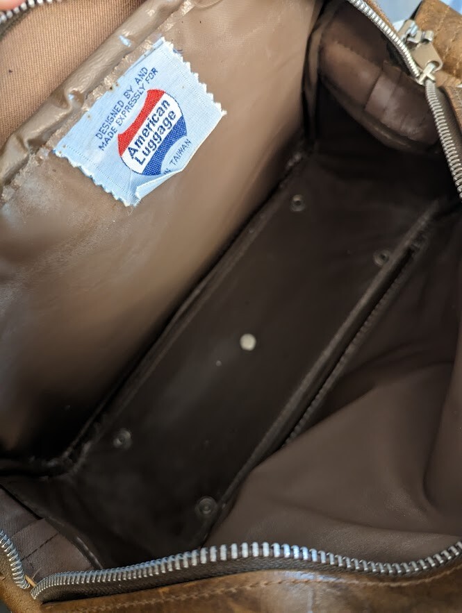 Vintage American Luggage Tourister Triumph Carry On Travel Bag Luggage Brown Tan