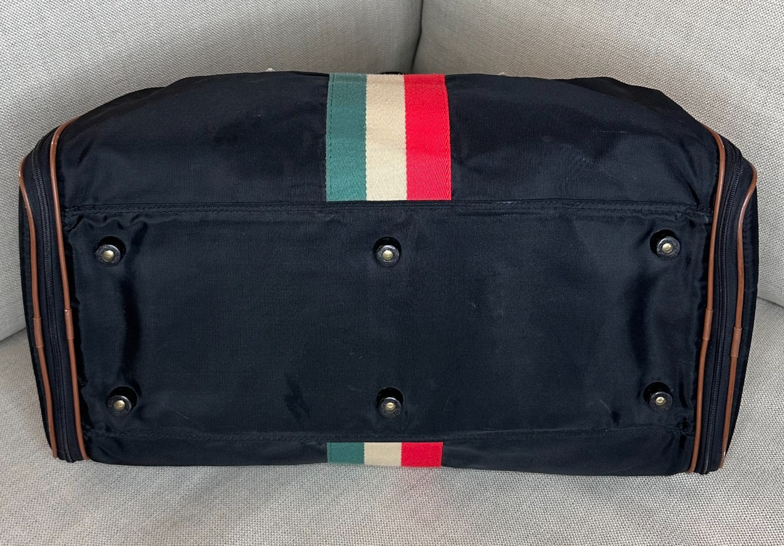 Vintage Lark Weekender Duffel | Expandable Sides | Lock + Strap