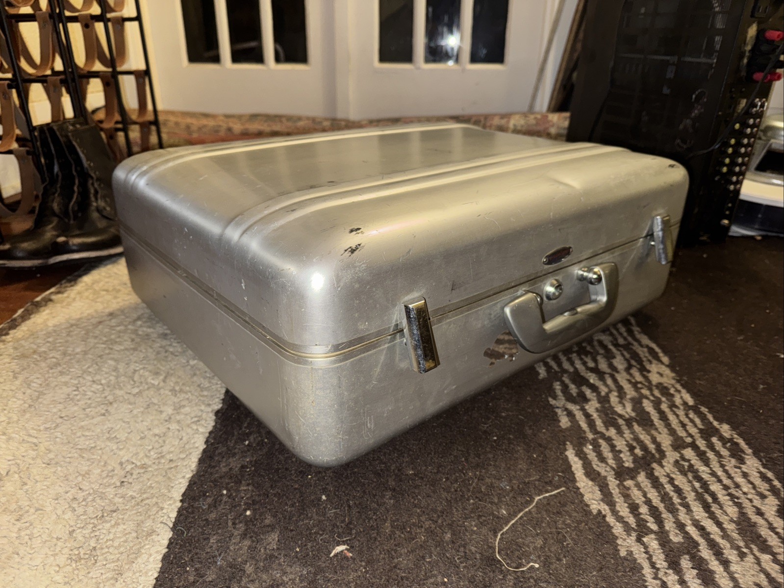 Vintage Zero Halliburton Silver Aluminum Briefcase Suitcase 21x17x7.5