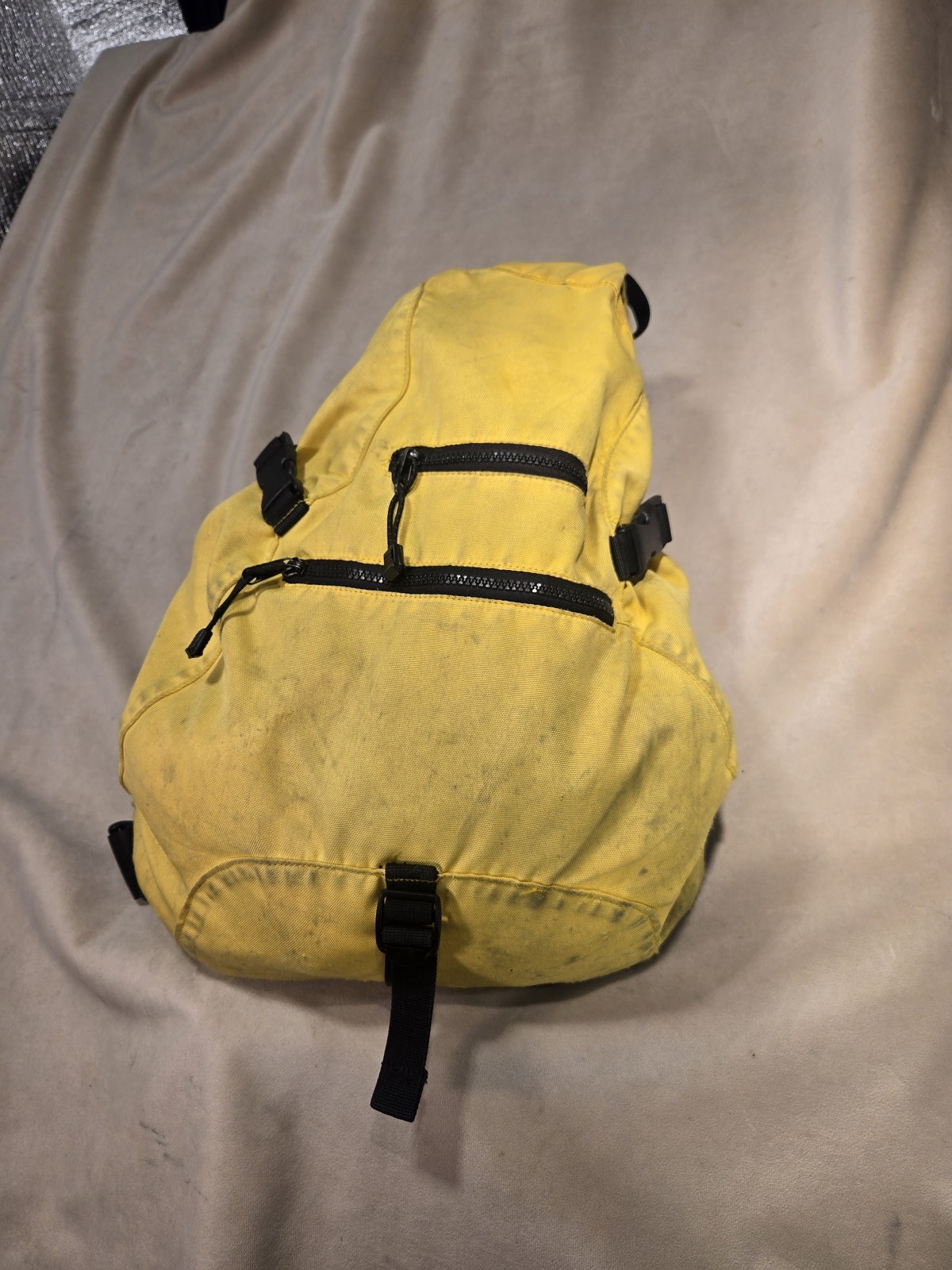 Vintage Gap Y2K Yellow Canvas Sling Utility Backpack Crossbody Bag Multi Zip