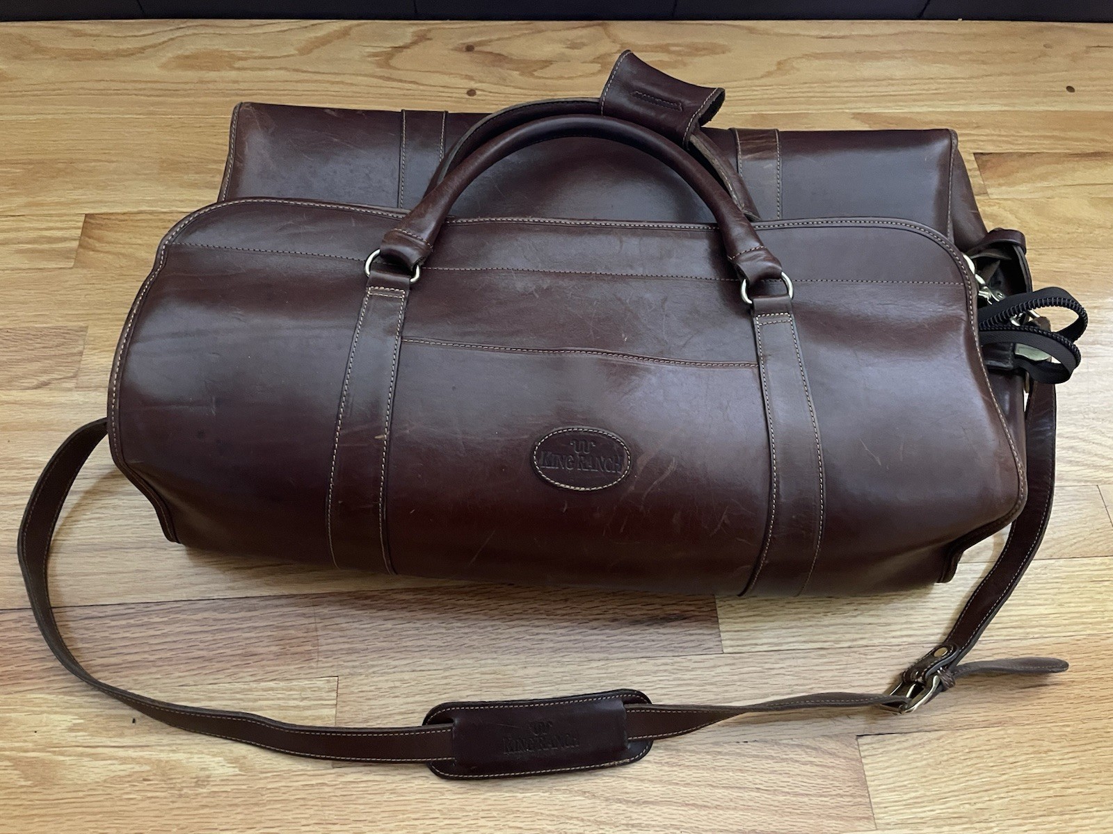 King Ranch Top Grain Leather Duffle Travel Carry-On Bag W/ Luggage Tag