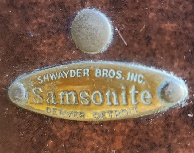Shwayder Bros Samsonite 1939 Suitcase Hardside Vulcanized 21×17×8″ Brass Hangers