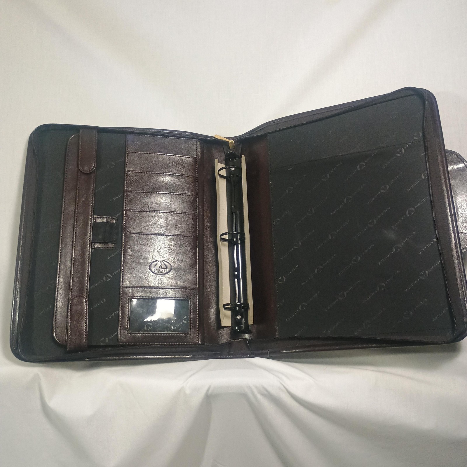 Vtg Avenues America Leather Portfolio Bag Brown Attache Case Document Binder EUC