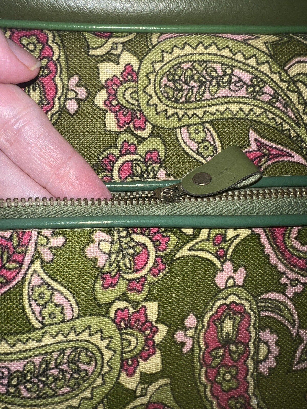 Vintage Suitcase Luggage Paisley Green Orange Canvas Key K Line Zipper Pockets