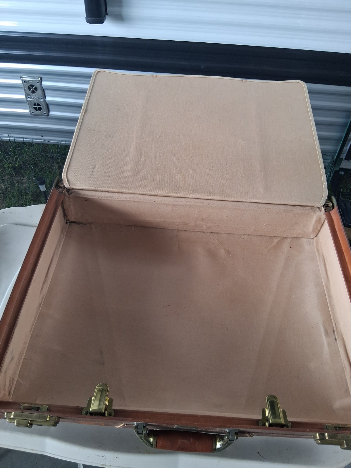 Vintage Platt Gaurdsman Full Cowhide Leather Suitcase 1940’s MCM