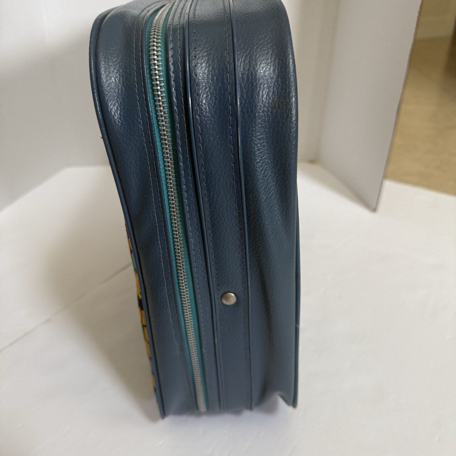 VTG 60s/70s Retro Suitcase Zippered Luggage MOD Hippie Good Condition