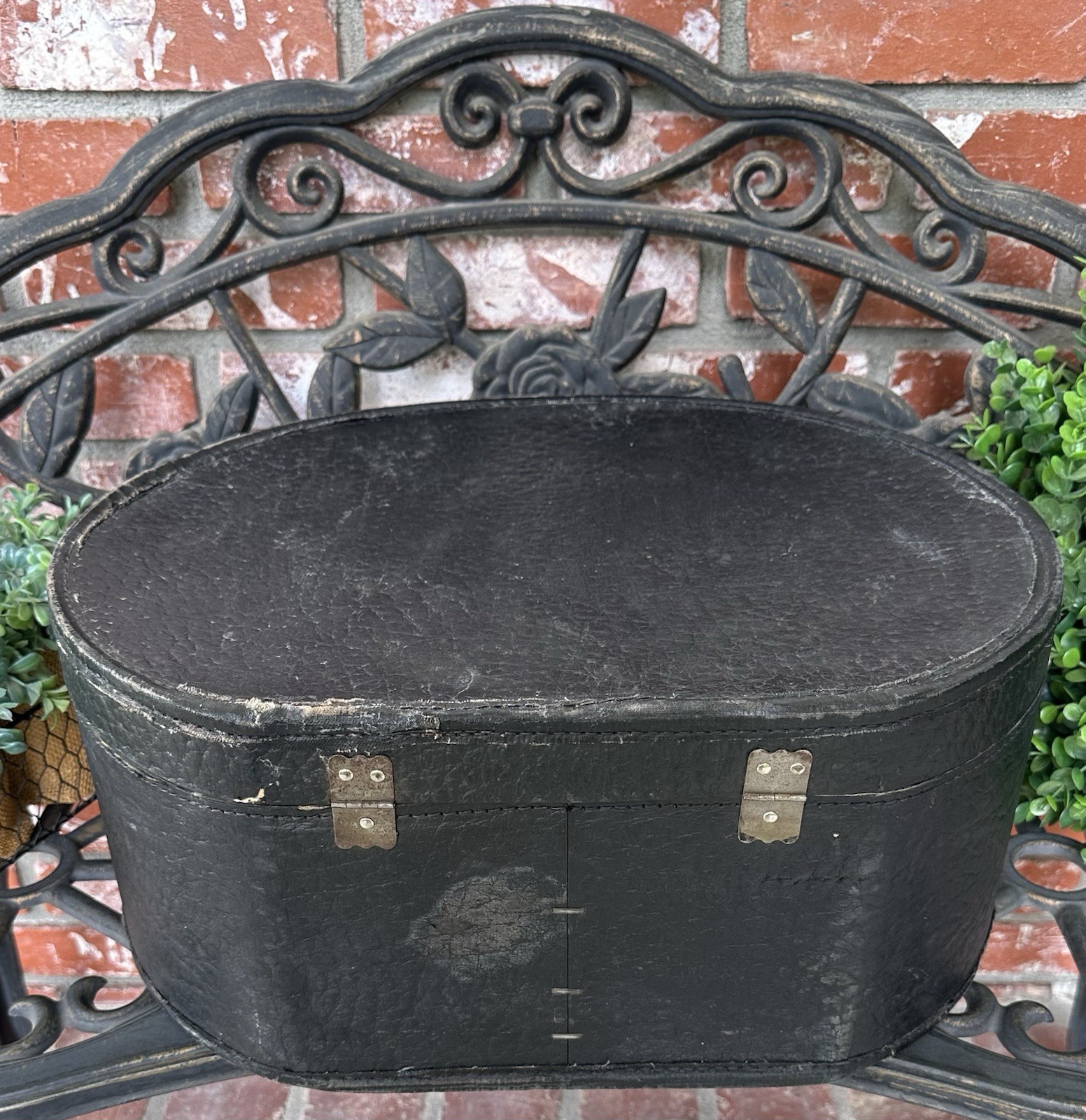 Vintage Hat Box Luggage; Black W/Green Floral Inter; Leathr Hndl/Slvrtone Clasps