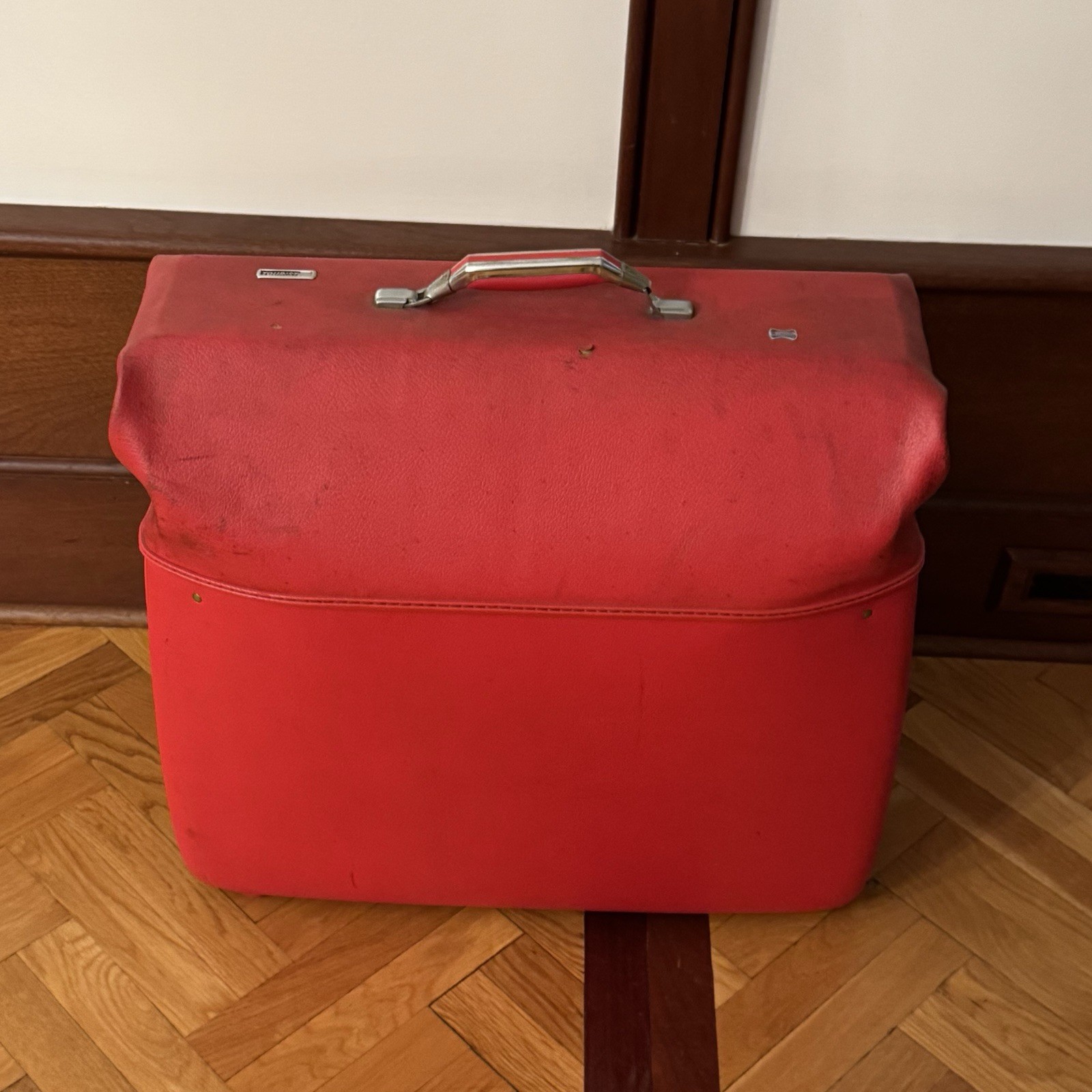 Vintage American Tourister Tiara Red Luggage Set Garment Suitcase + Carry On 60s