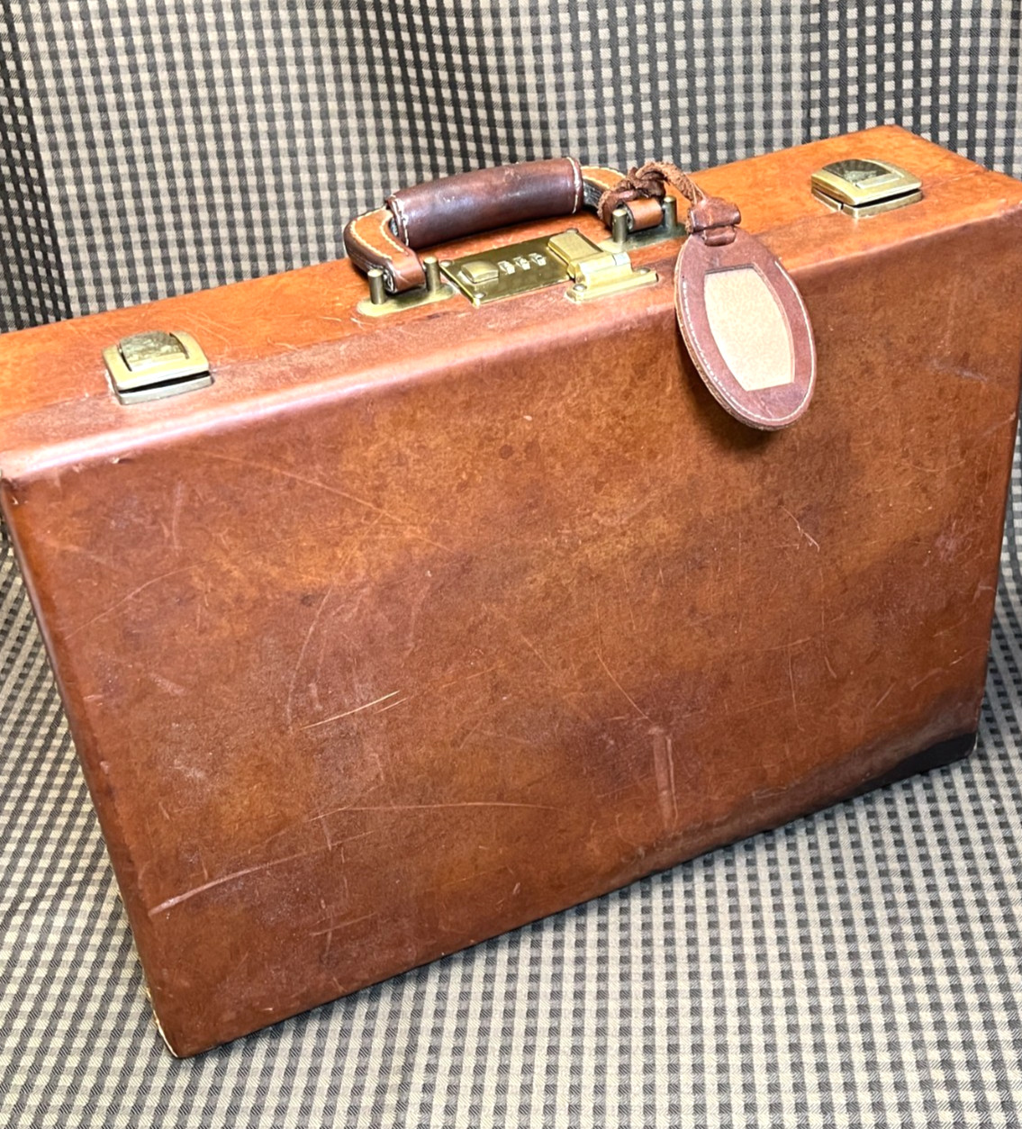 Vintage Bridlehide by Byron Brown Hard Shell Leather Locking Briefcase Attache