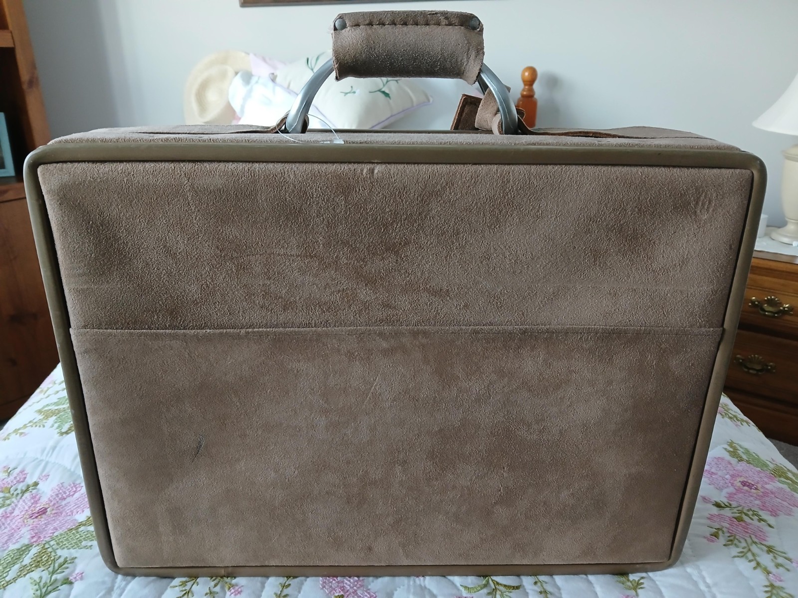 MEN’S VINTAGE HARTMAN HALSTON ULTRA SUEDE TAN TRAVEL CASE BRIEFCASE W/ KEYS