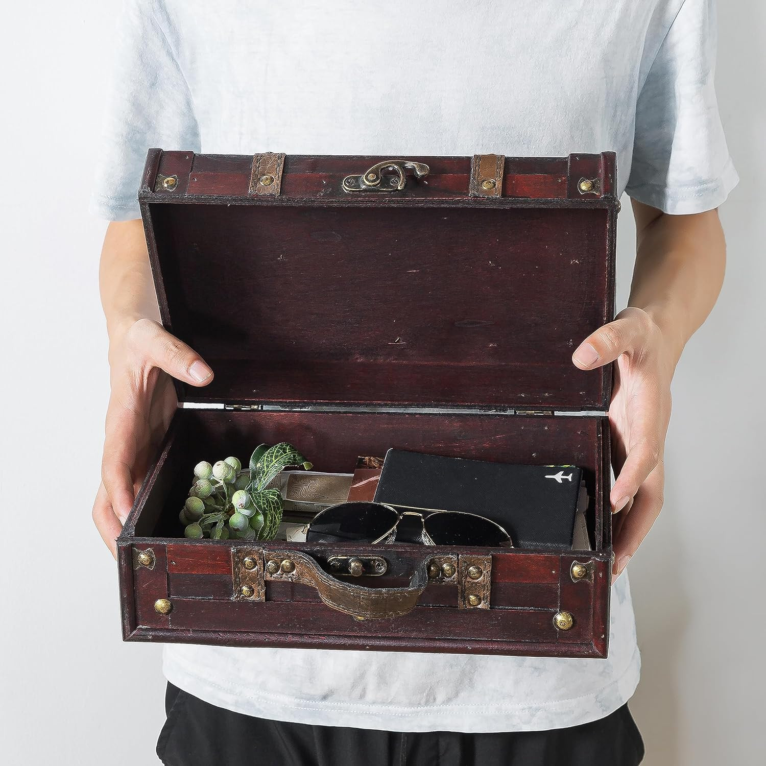 Vintage Wooden Luggage Trunks – Set of 2 Decorative Antique Suitcase Boxes