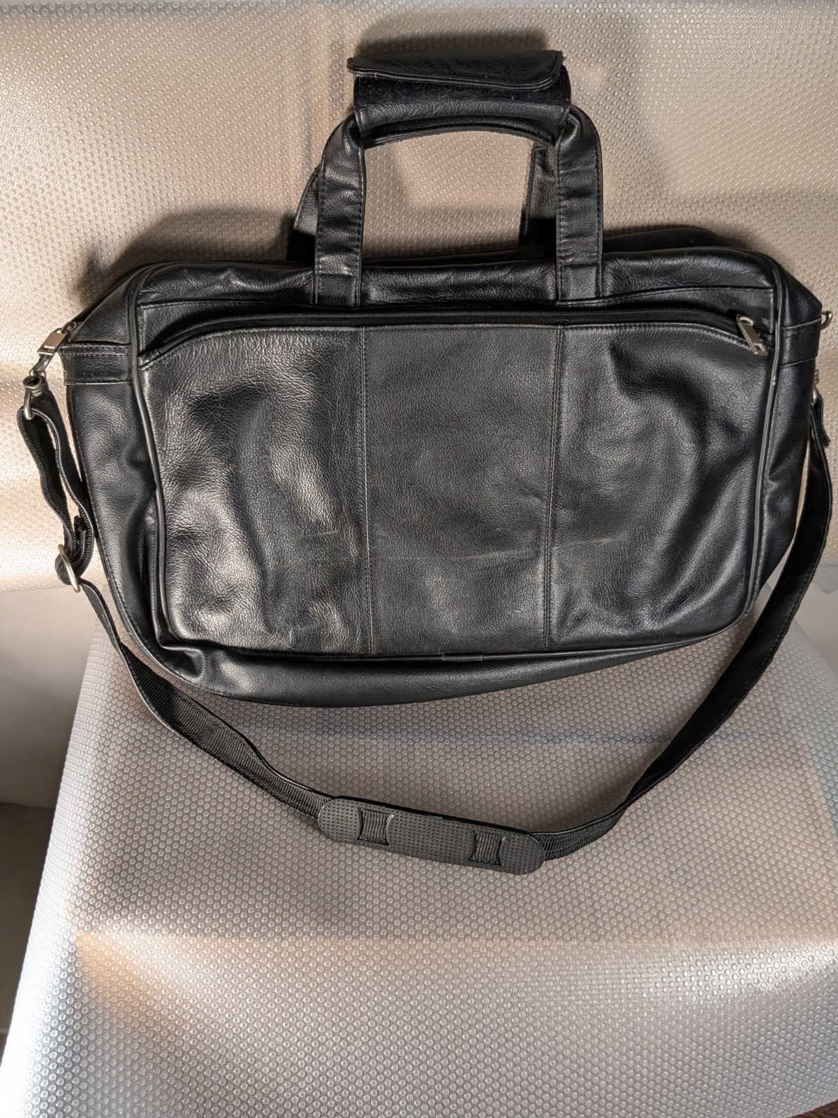 👜 Monarch Leather Travel Bag 16″x11″ Black Cowhide Nappa Carry-On 8143 ✅Good