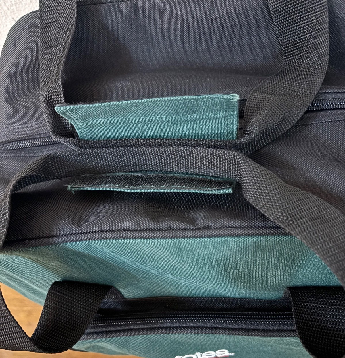 Totes Expandable Duffel Bag Forest Green Carry On Travel Bag Vintage 1990’s