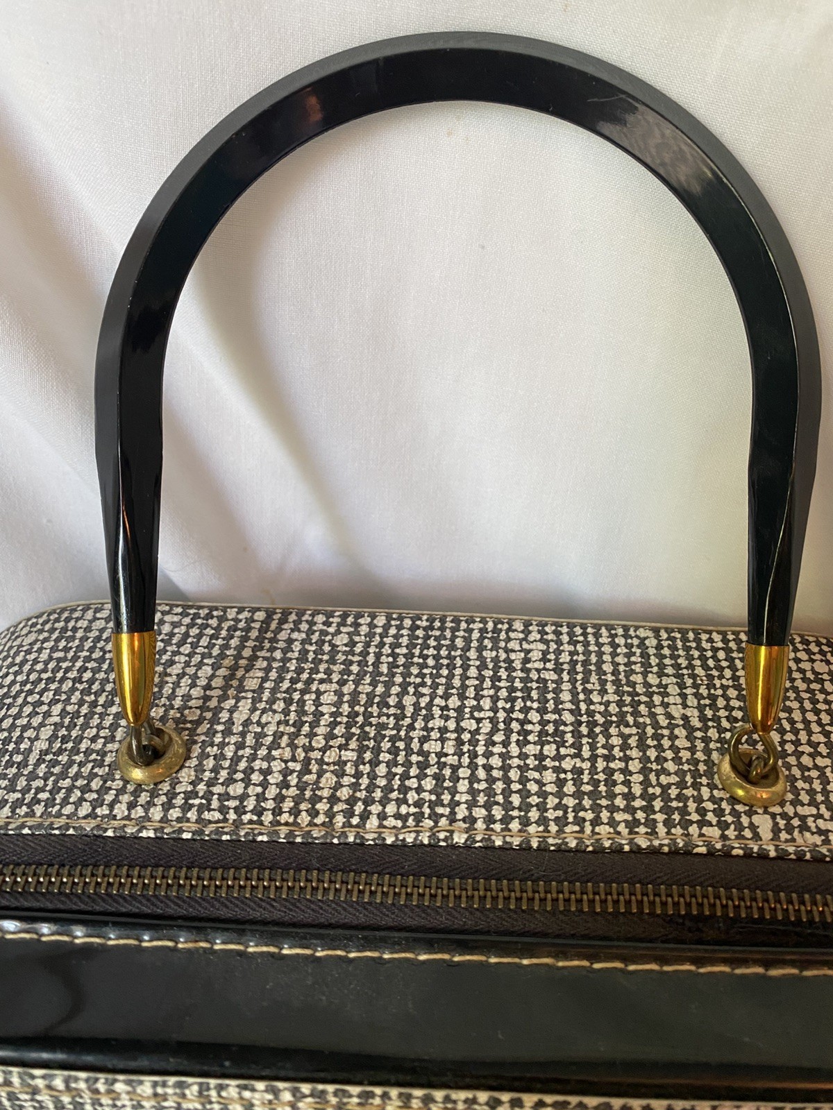 Vintage Travel Makeup Hardshell Case Black & White Tweed Look w Patent