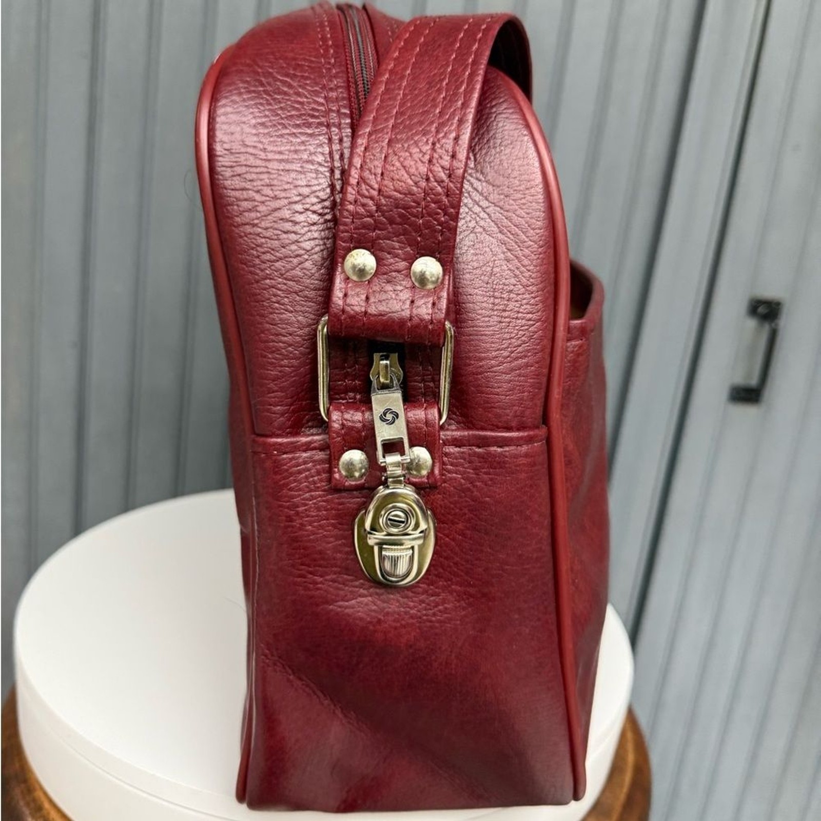 Vintage Samsonite Red Faux Leather Vintage Laptop Business Travel Bag