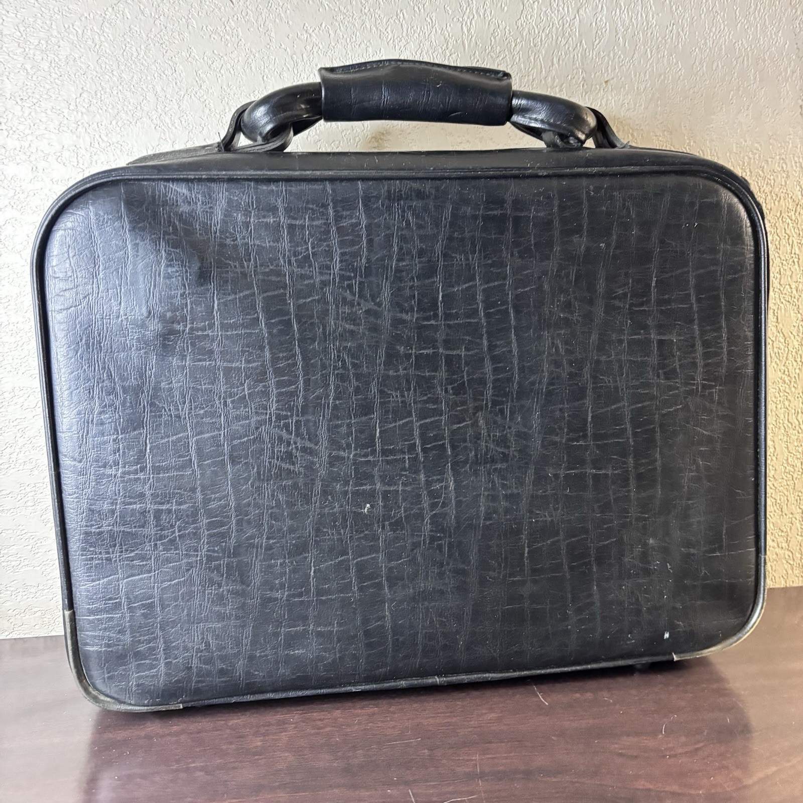 Vintage Peter’s Bag Corp Bantam Travelware Black Overnight Suitcase With 2 Keys