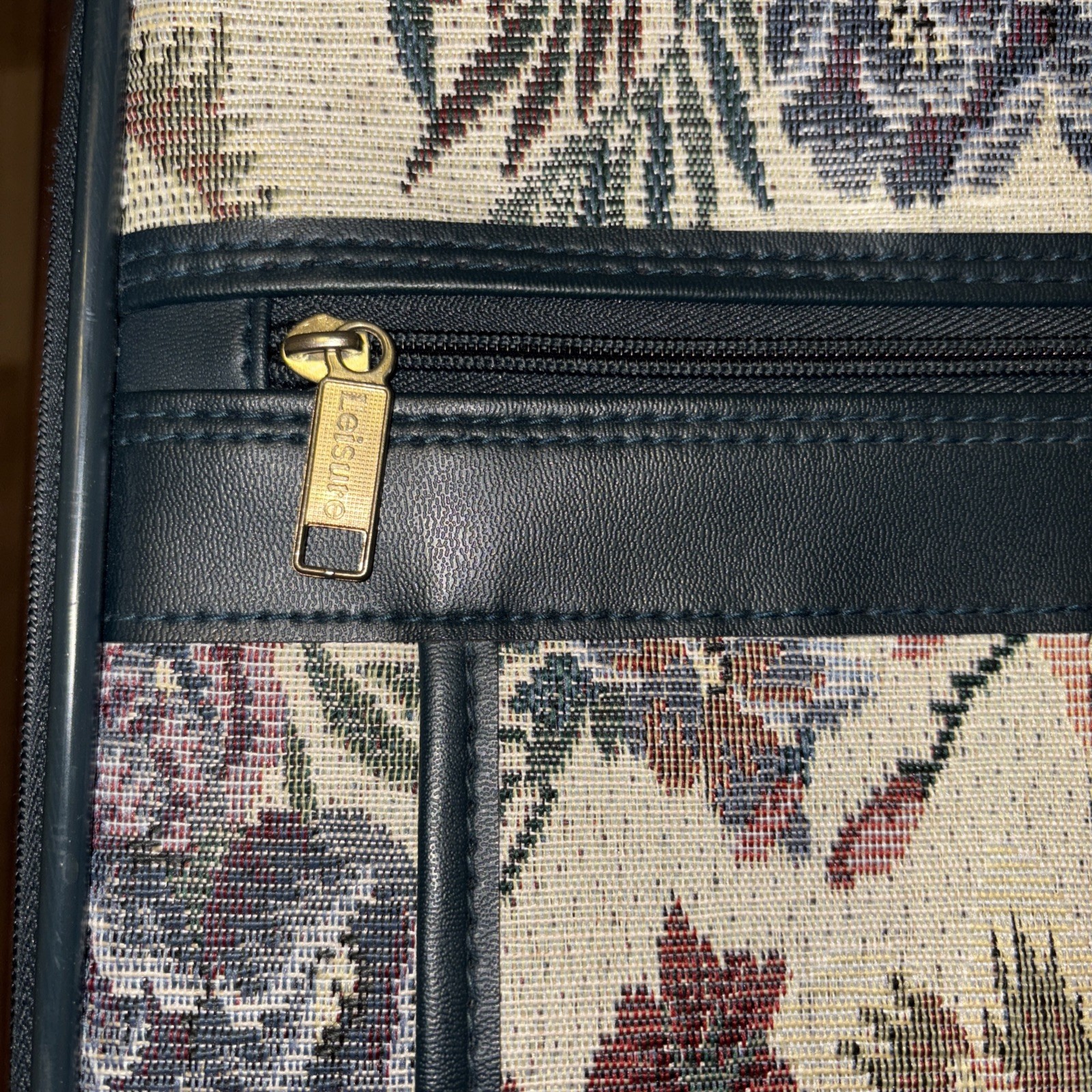 Leisure Luggage Tapestry Suitcase Bag Floral Green Trim 14x21x8 Vintage Retro
