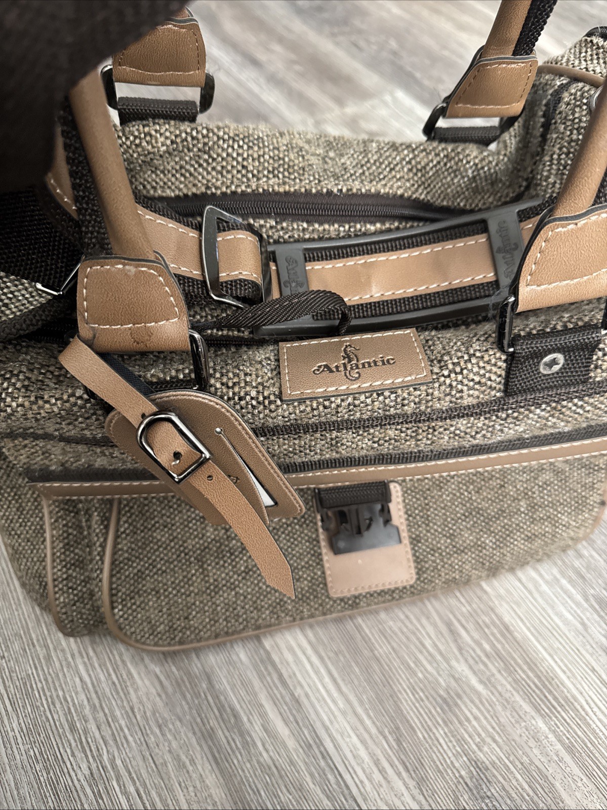 Vintage Atlantic Brown Weekender Bag -Excellent Condition W/ Strap And Tag