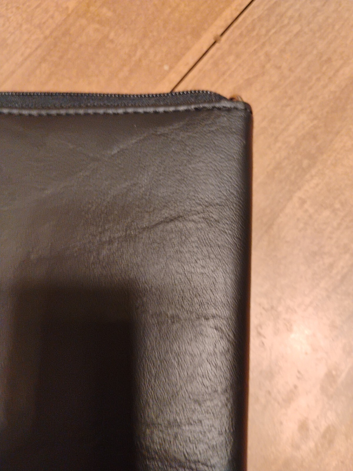 Vintage Delta Vacations Travel Case Black Leather Zipper Close Unique USA Nice