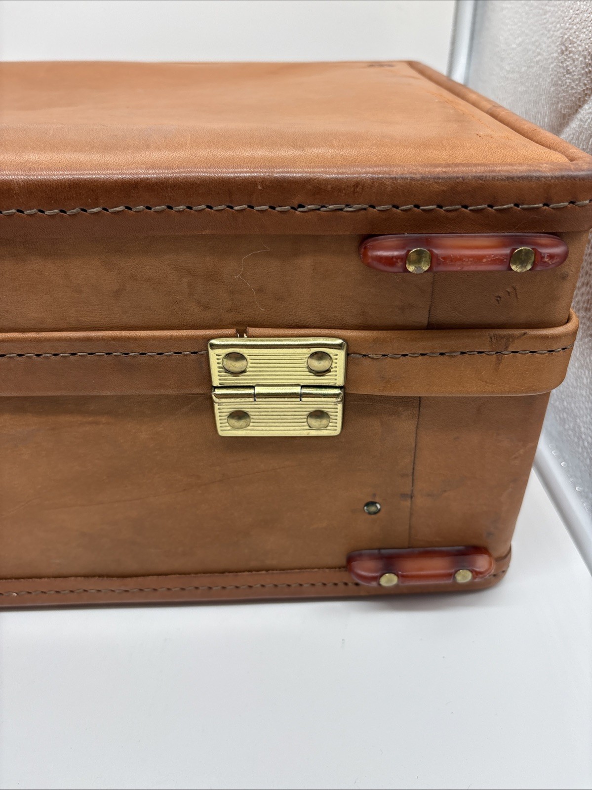 Vtg Hartmann Luggage 747 Belted Brown Leather Lined 18x11x7 Original Tags