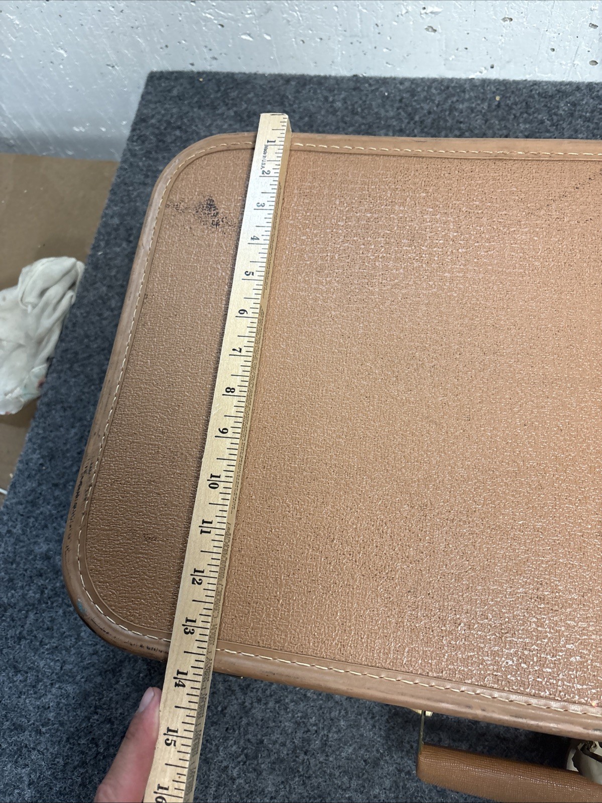 Vintage Large Starline Hard Suitcase 50’s Luggage 21 x 14 X 7 Tan/brown