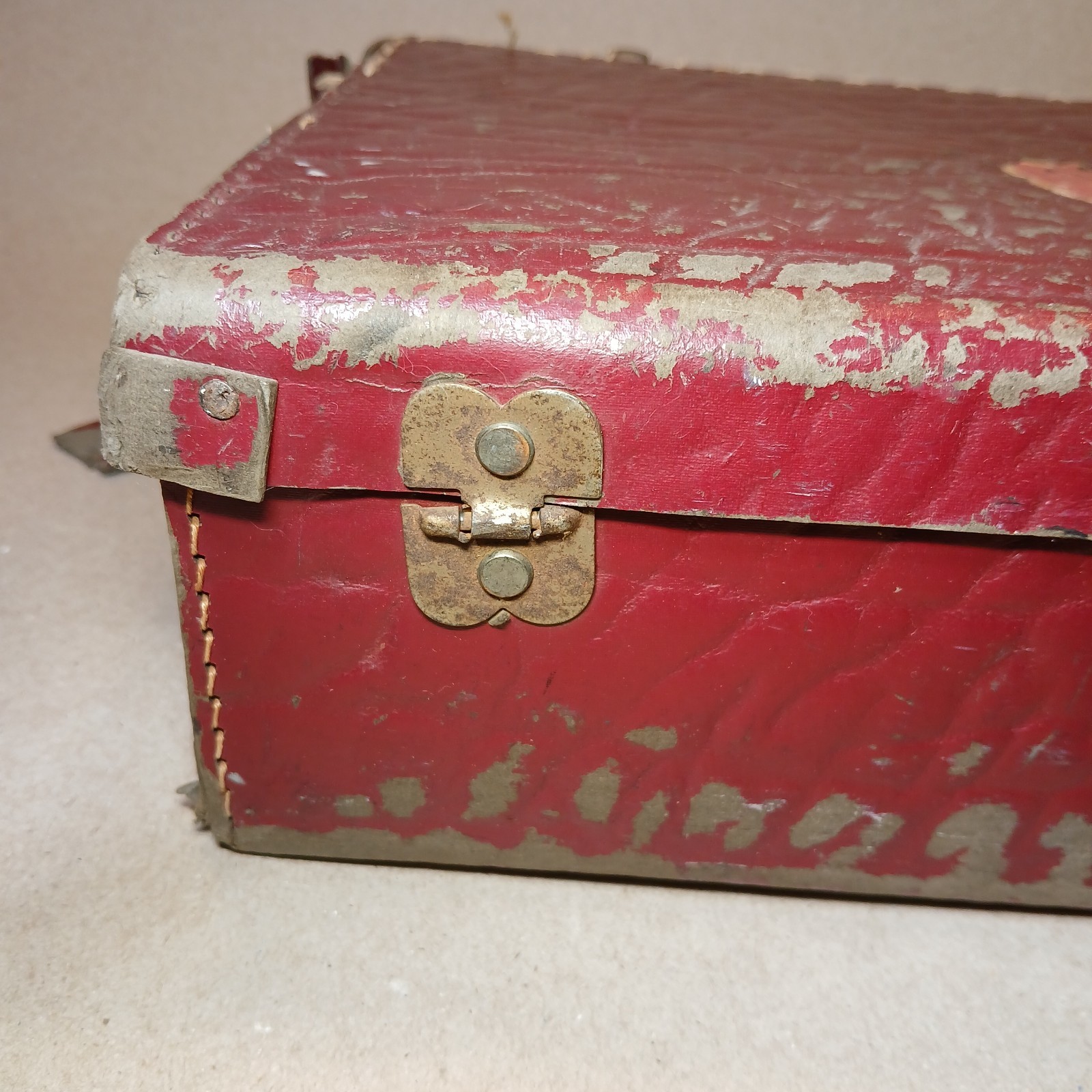 Vintage 1945 Airline Suitcase w/ Travel Stickers Burbank to Honolulu WWII HNL
