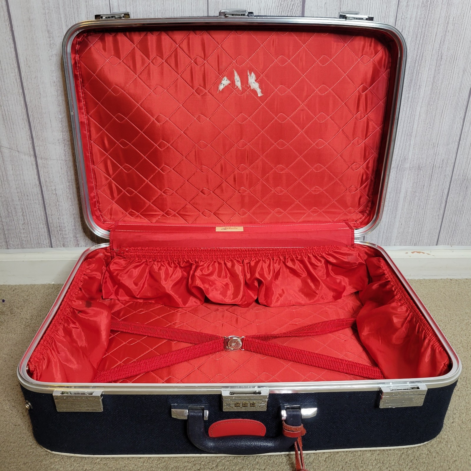 Vintage 60s 70s Skyway Luggage 2 Pc Set – Navy & Red Stripe Spinner Wheels Retro