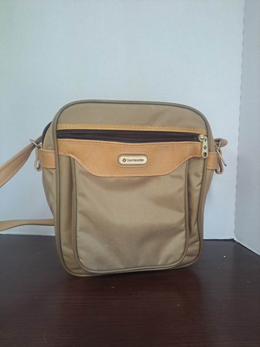 1980s Vintage Samsonite Crossbody Travel Bag Special Edition Water-Resistant