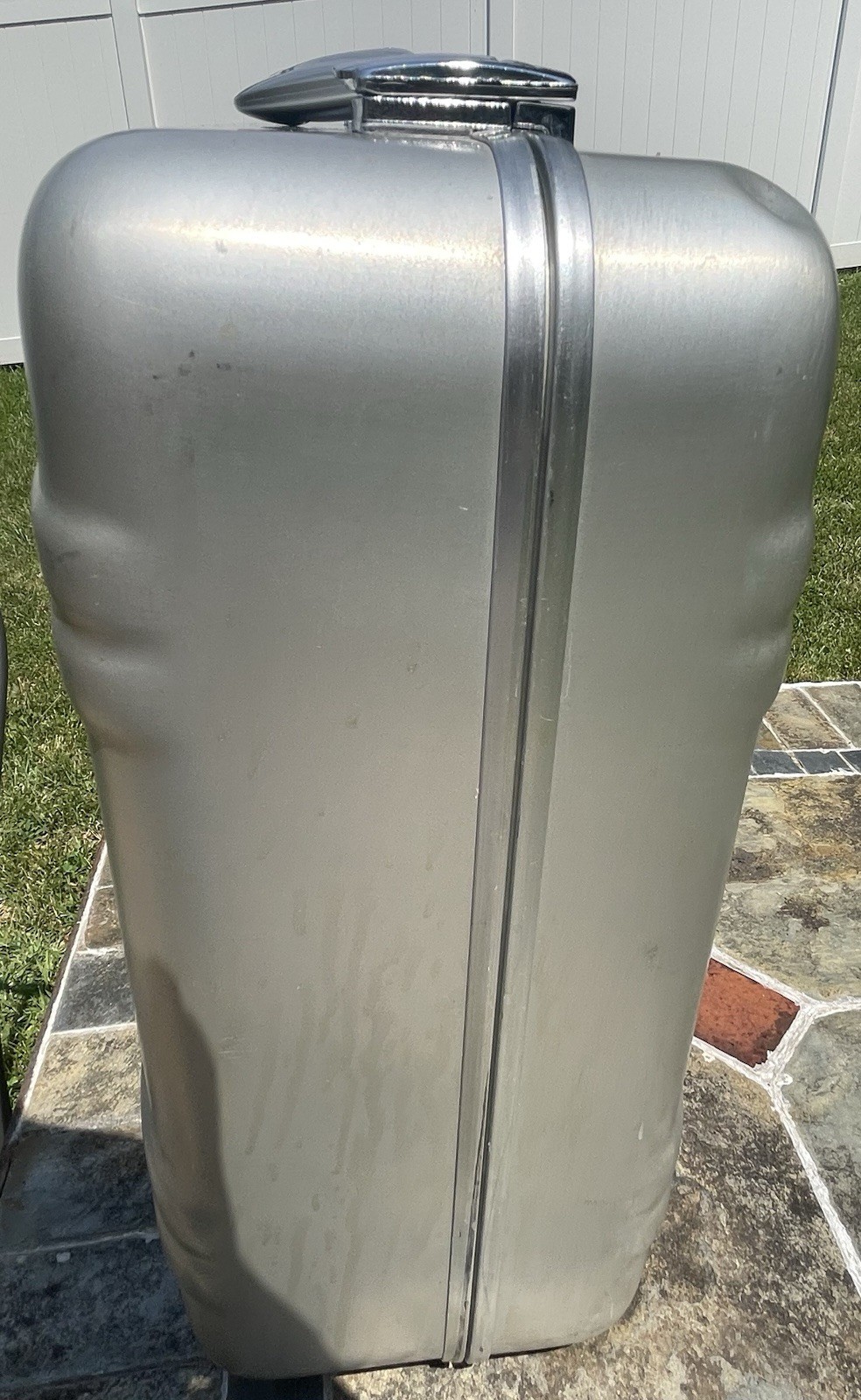 Halliburton Zero Centurion Elite Aluminum Case 18.25” x 13.25 x 6” – no lock!