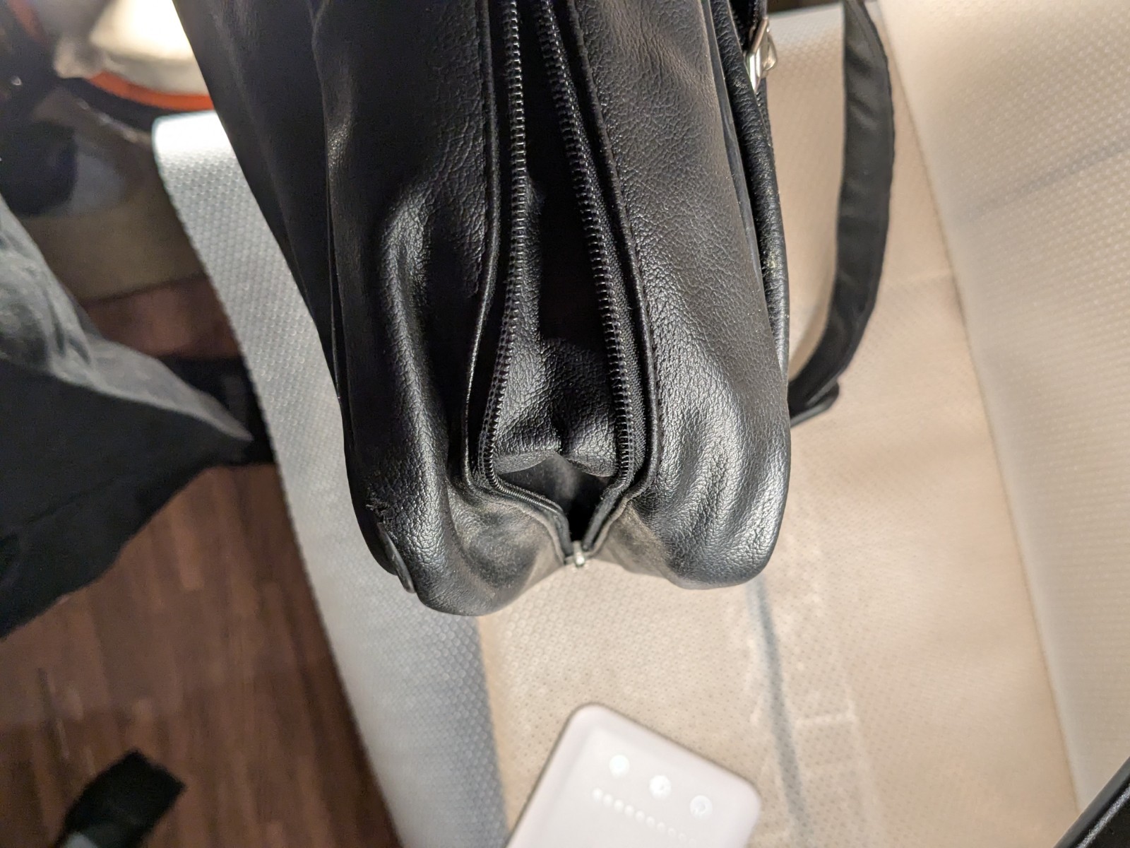 👜 Monarch Leather Travel Bag 16″x11″ Black Cowhide Nappa Carry-On 8143 ✅Good
