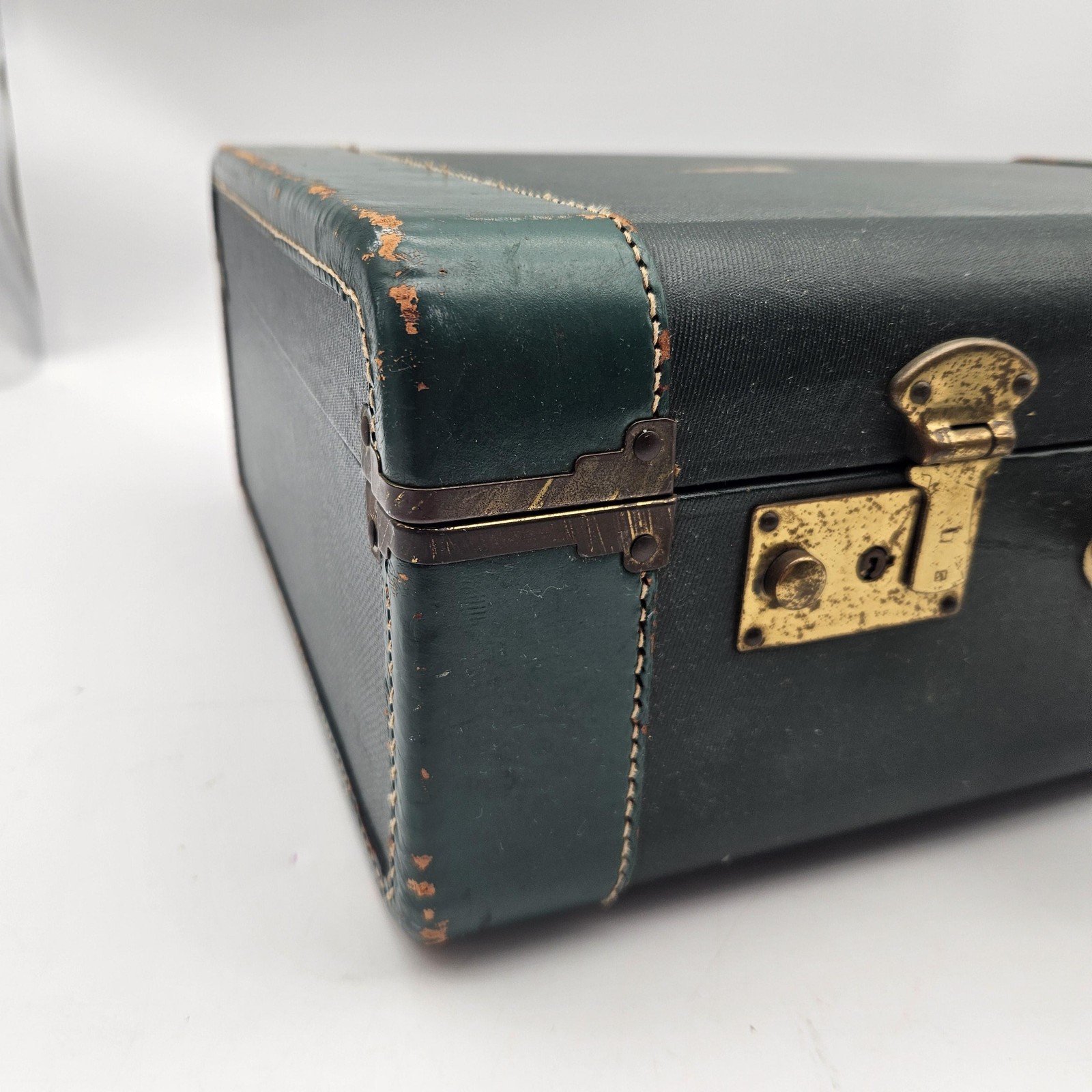 Vintage White Star Hard Shell Suitcase Luggage Green Celanese Lined Made USA 40s