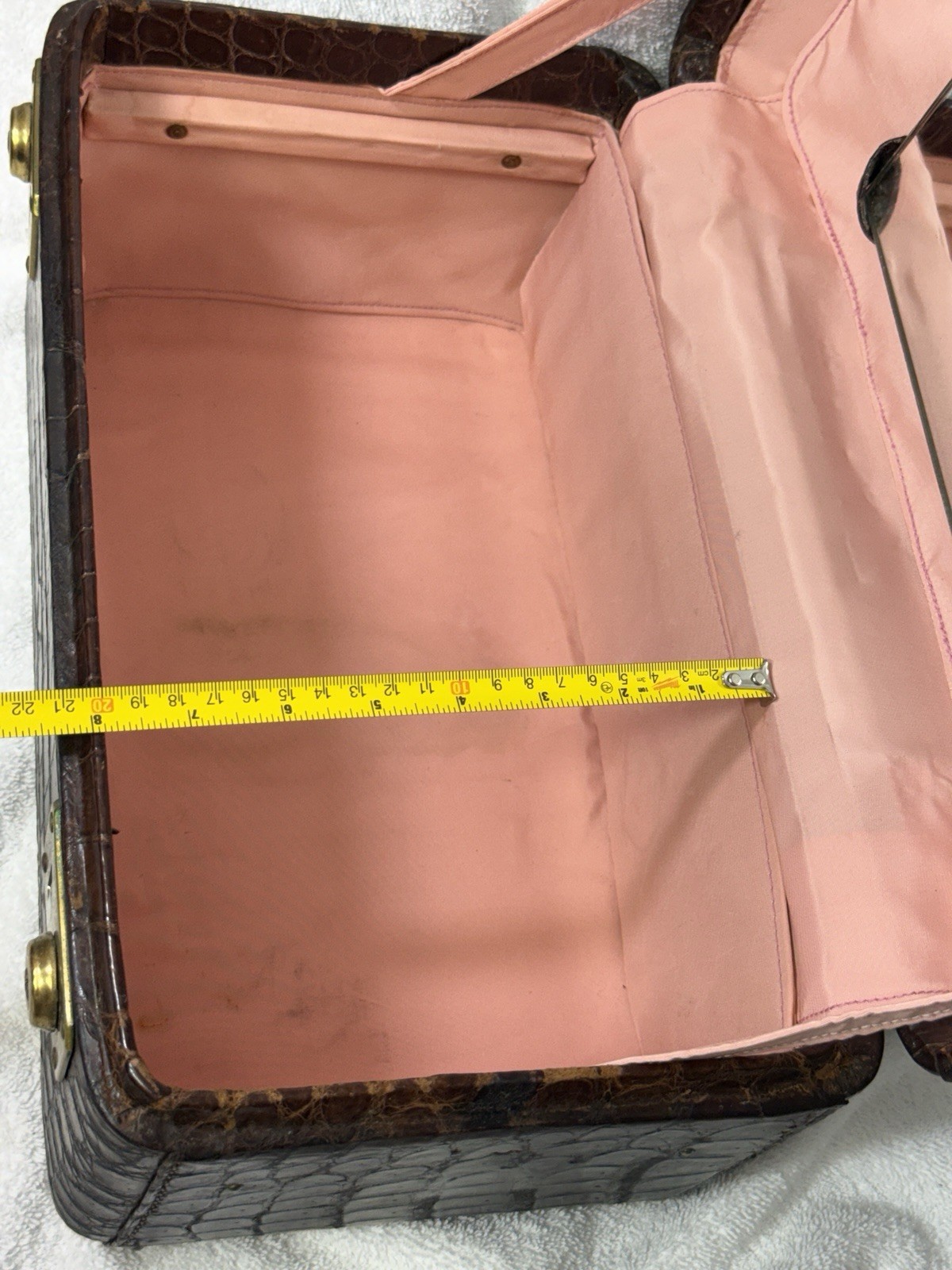 VTG Hartmann Alligator Embossed Leather Travel Train Case Luggage w/Mirror