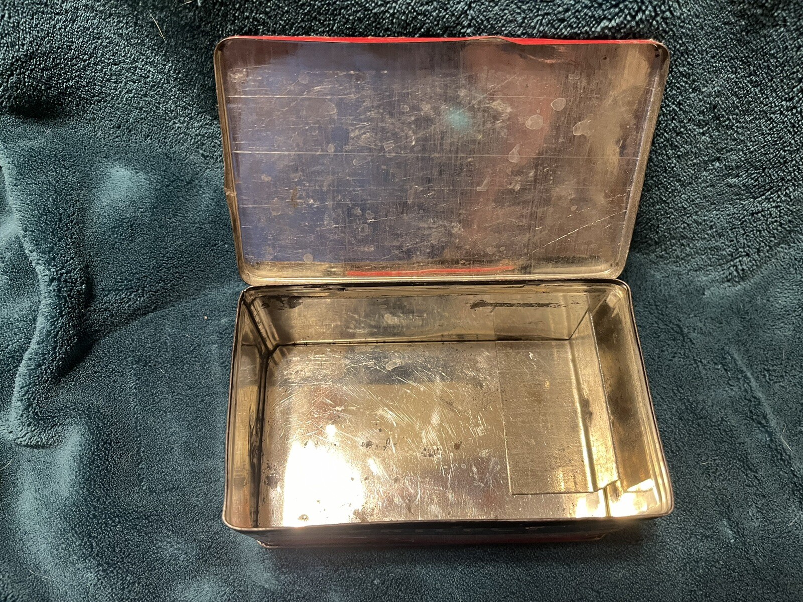 Vintage Prilect Traveling Iron & Metal Carry Case