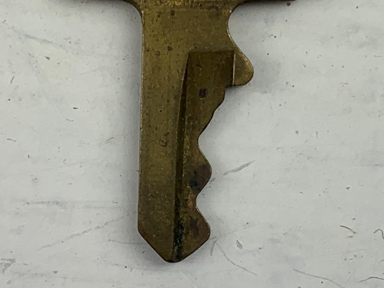 Vintage Samsonite Luggage Key – 94 – Shwader Bros Inc – Made in USA