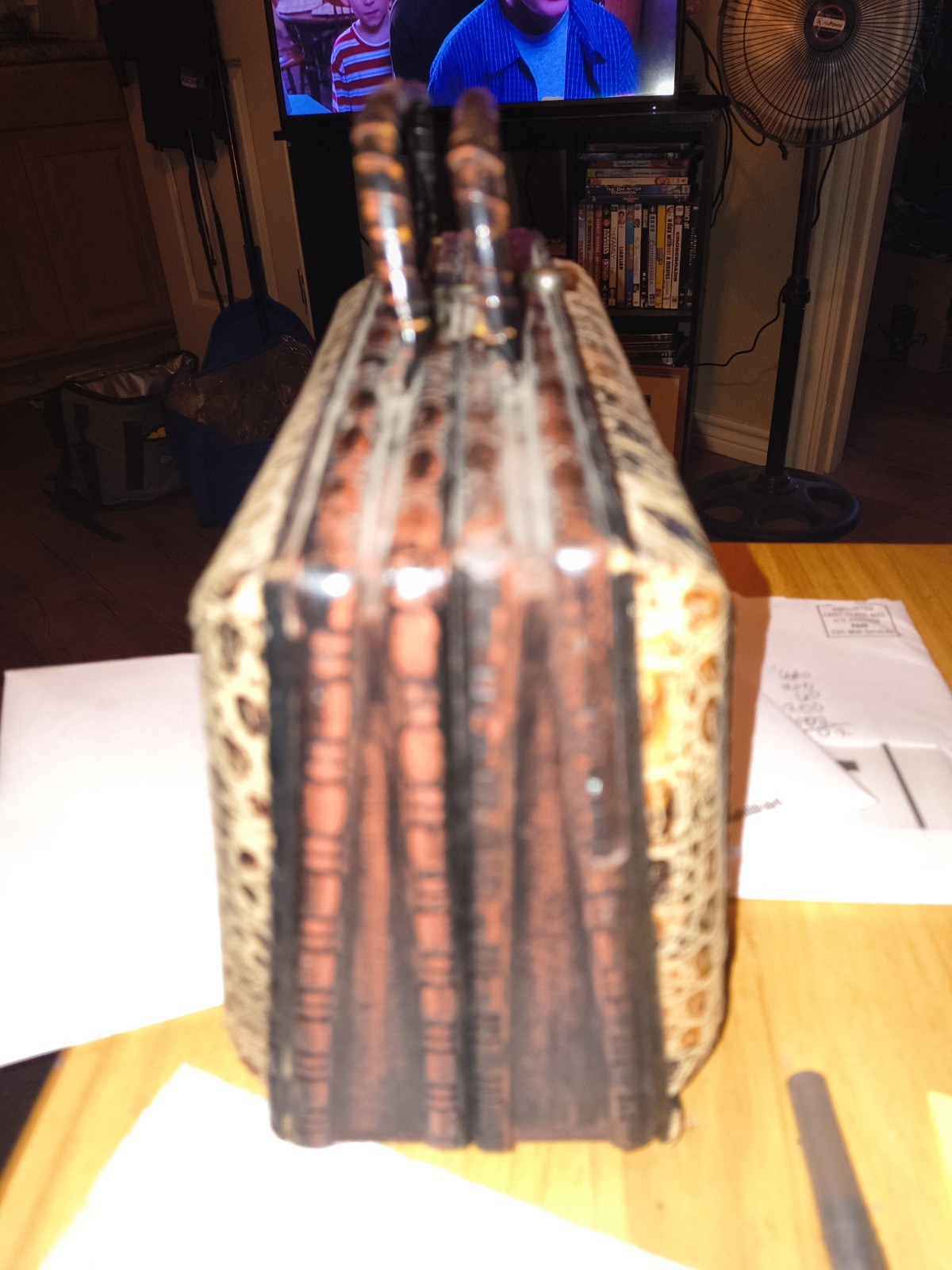 Vintage Wooden Women’s Handbag Alligator Skin Design Handles and latch