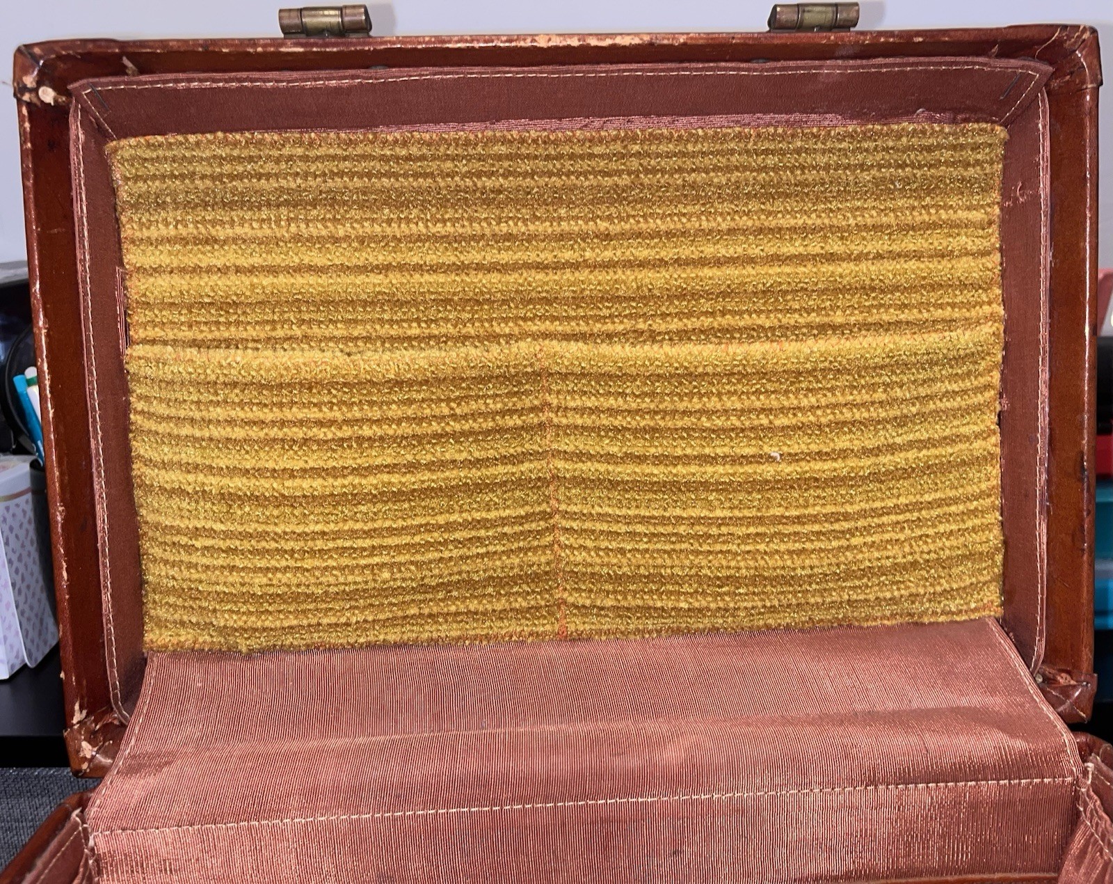 Vintage TOWNE 1930’s Brown Leather Hard Suitcase, Locking