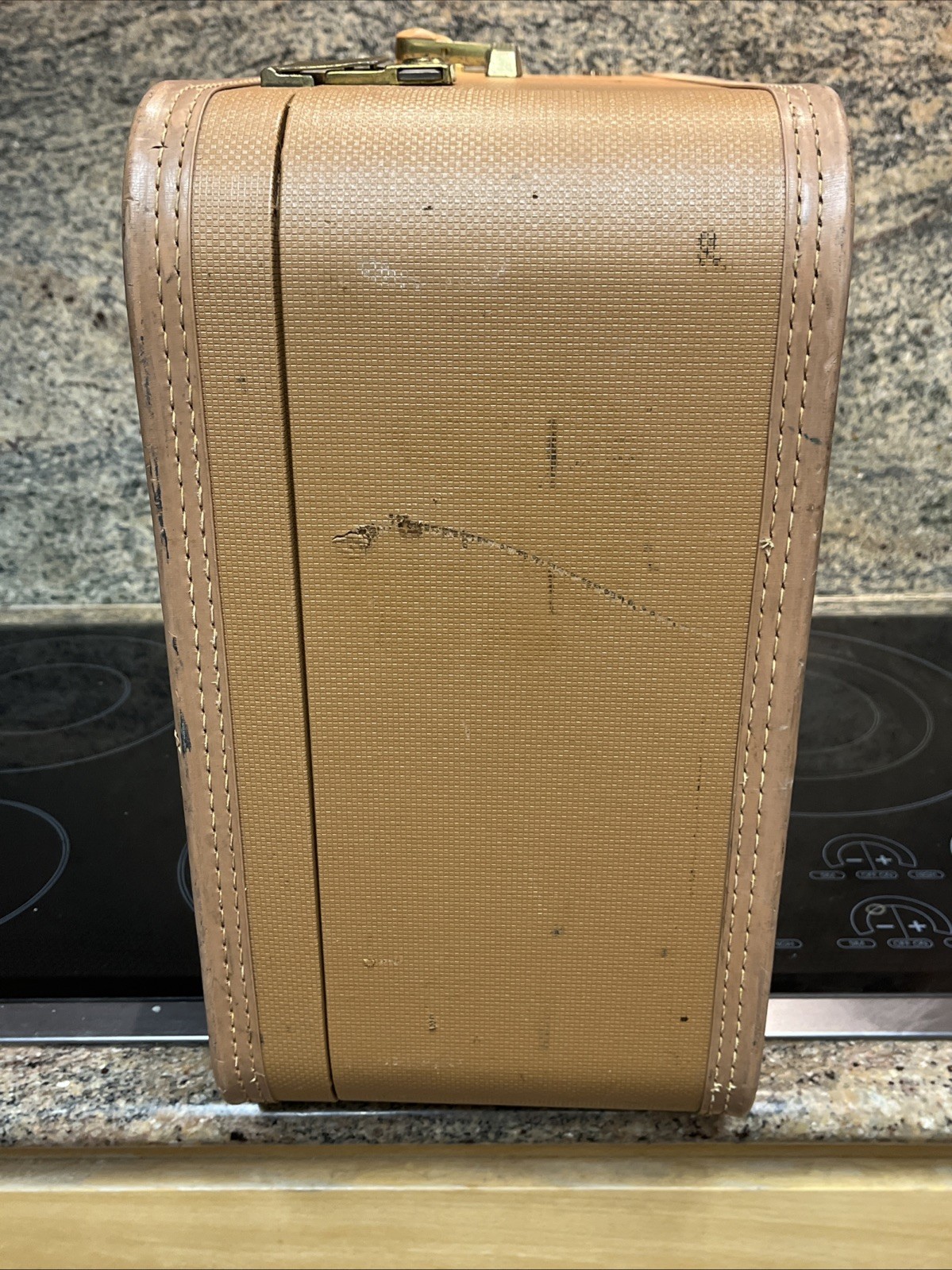 Vintage 1950s Lady Baltimore Beige 2 Pc Hard Luggage Suitcases