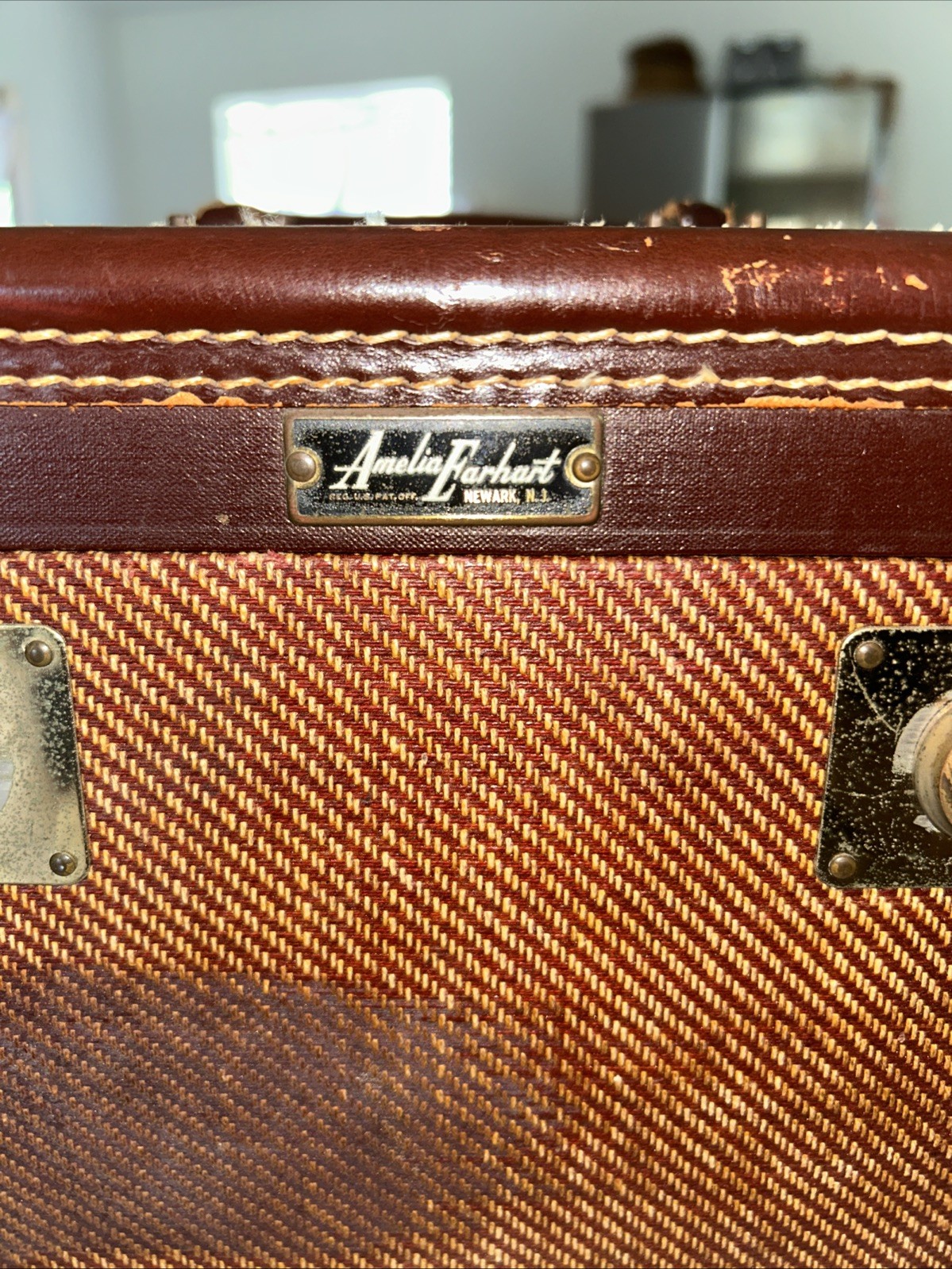 Amelia Earhart Vintage “Train Luggage” 1960 14×9.5×9. No Key. Read Description