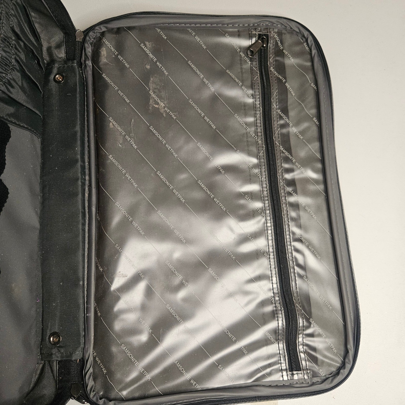 Vintage Samsonite Gray Nylon Travel Briefcase Laptop Bag Wetpak Lockable Gray