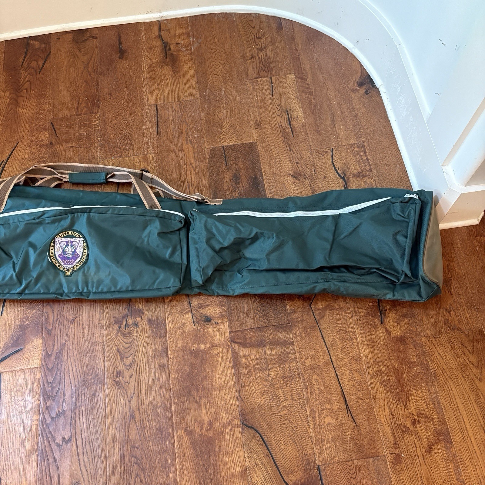 VTG Long Duffle Bag Travel Case Green Outdoor Rugged Pockets Camp Ski Fly Fish