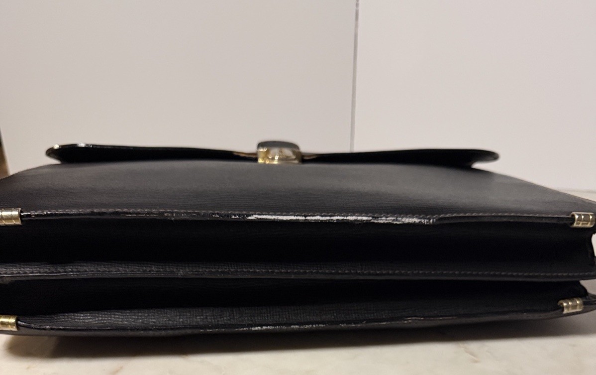 YVES SAINT LAURENT BRIEFCASE LEATHER UNISEX.