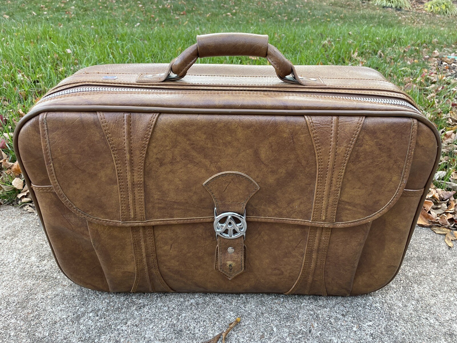 Vtg 1975 American Tourister Brown Leather Carry On Duffle Bag Play Movie Prop