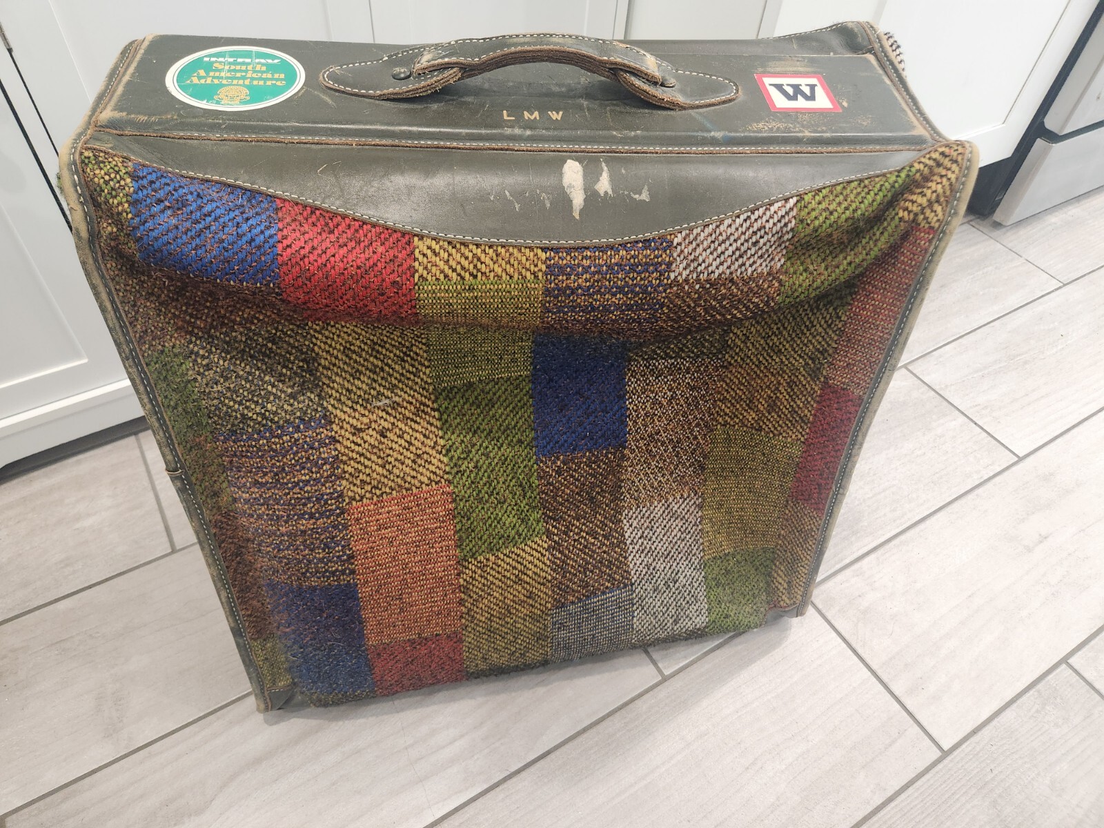 Vintage Med. Plaid Tweed Garment Bag