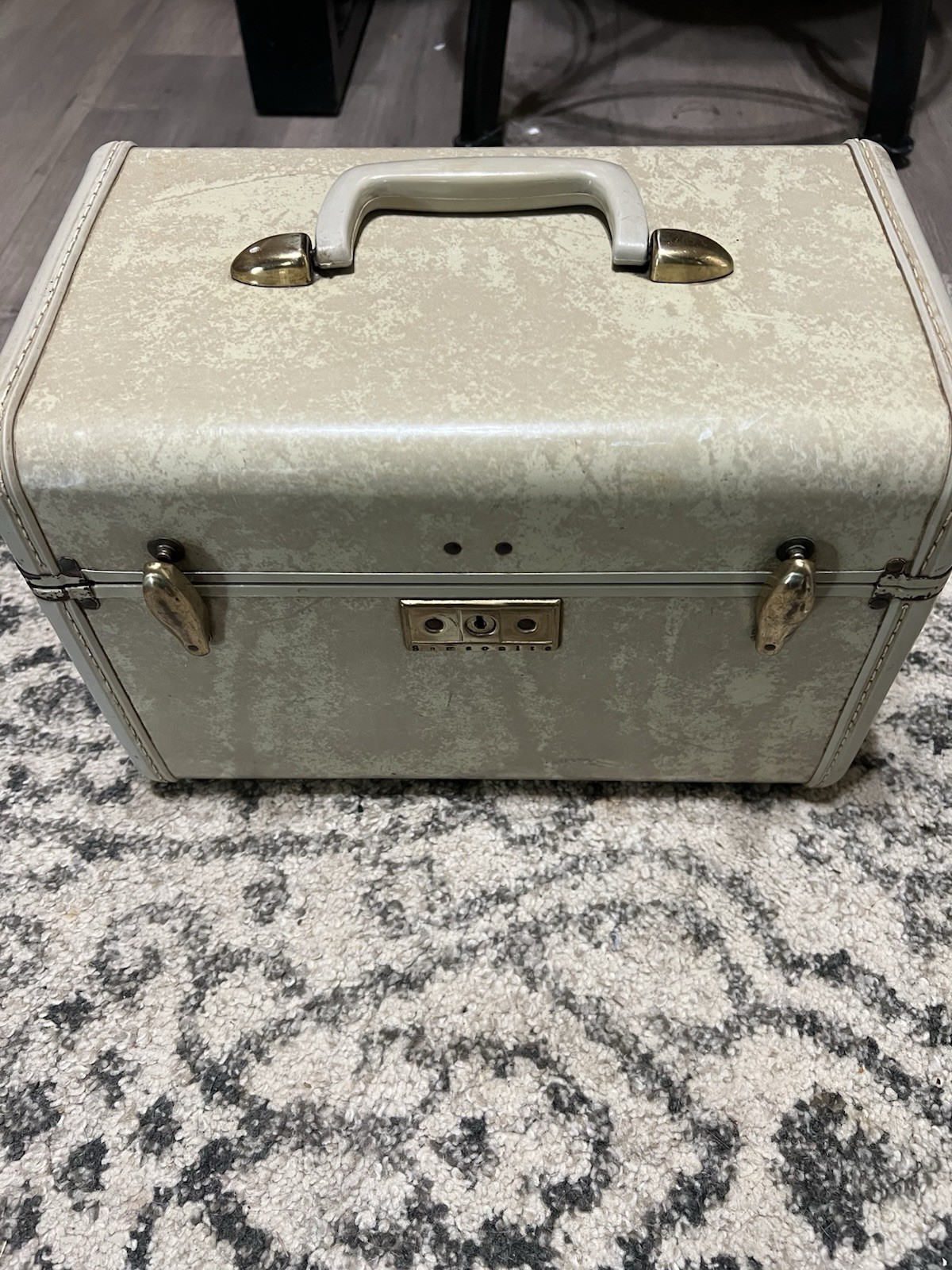 Vintage 50’s Samsonite Shwayder Brothers Marble Cream Suitcase/Train Case 3 Pcs
