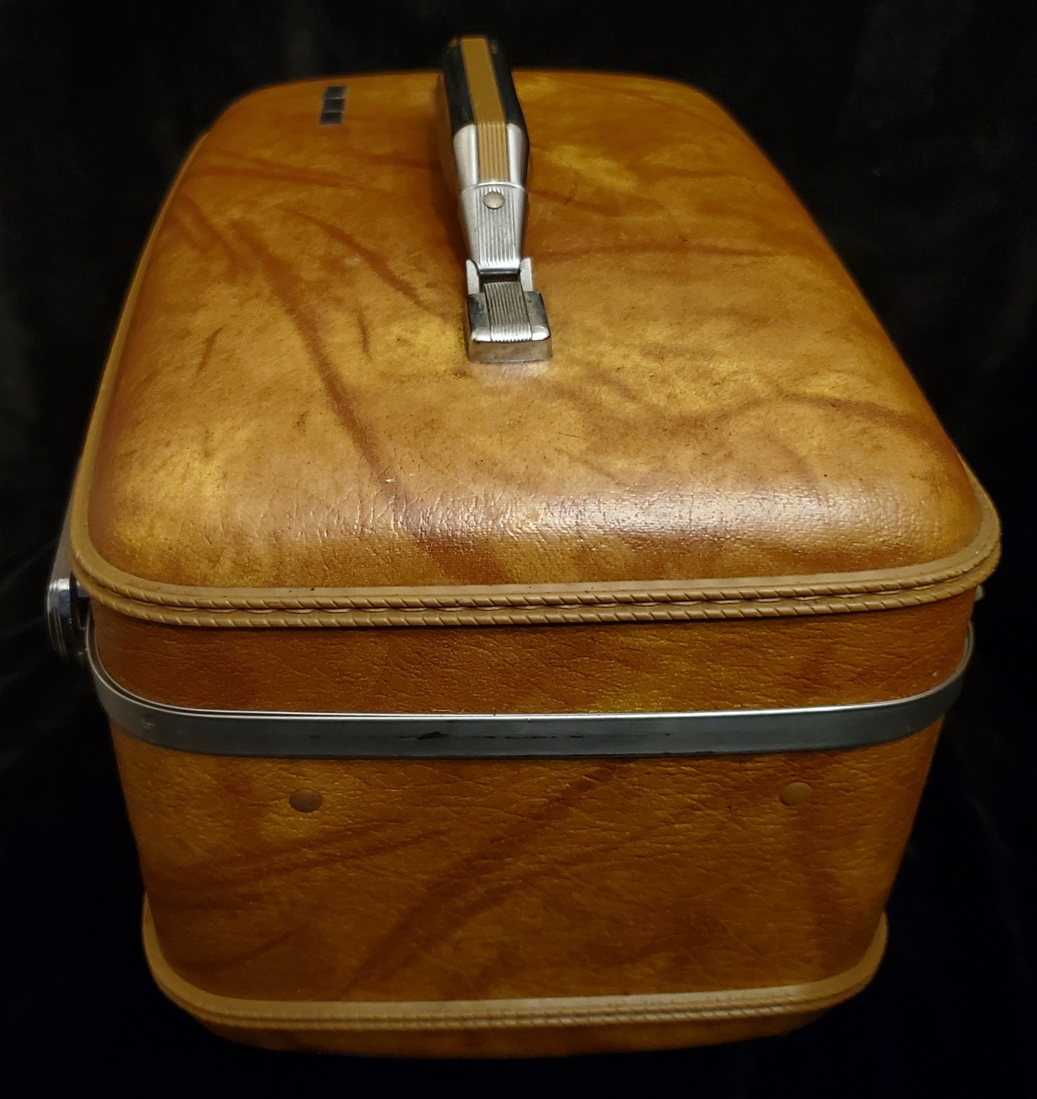 Vintage AMERICAN TOURISTER Marbled Brown Train & Travel Makeup Case VERY CLEAN