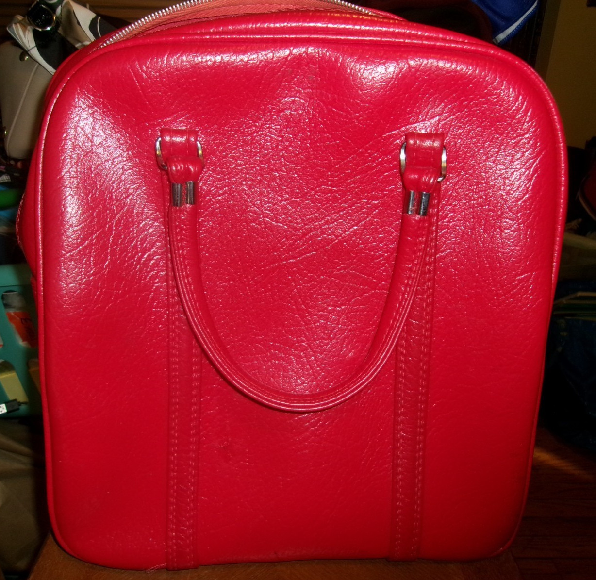 Amelia Earhart Red Travel Overnight Tote Vintage Carry On Luggage W/ KEY & LOCK