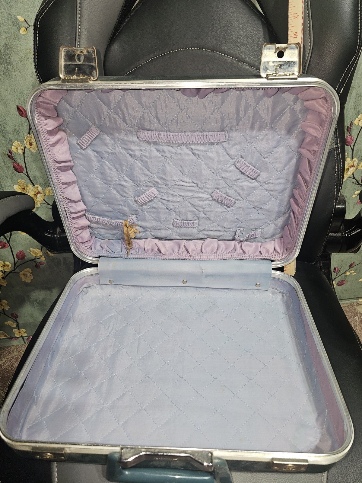 vintage Magnalite green hardcover overnight suitcase, lined with key.
