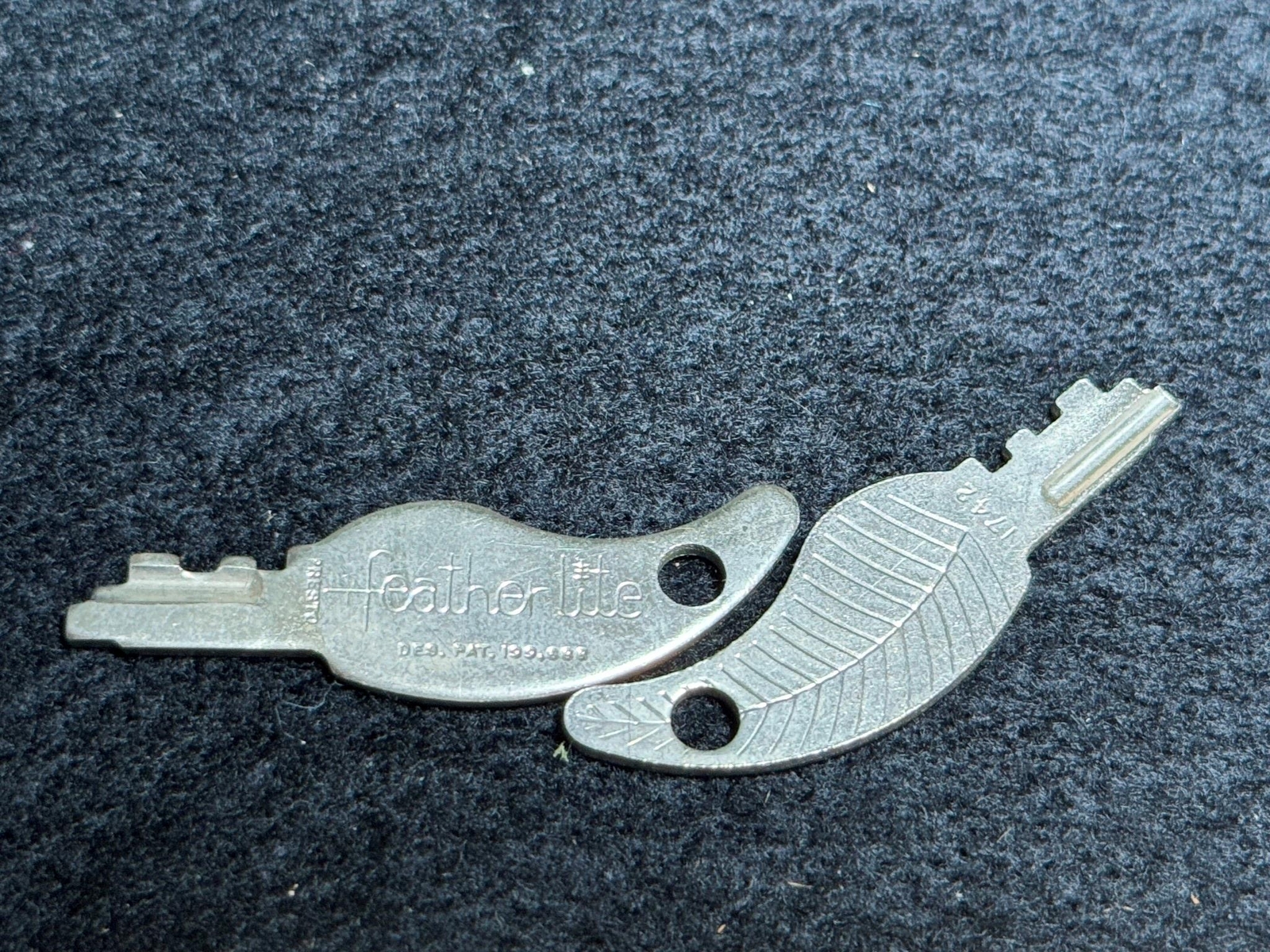 (2) Vintage Feather Lite Luggage Key 1742 Excellent Condition Suitcase