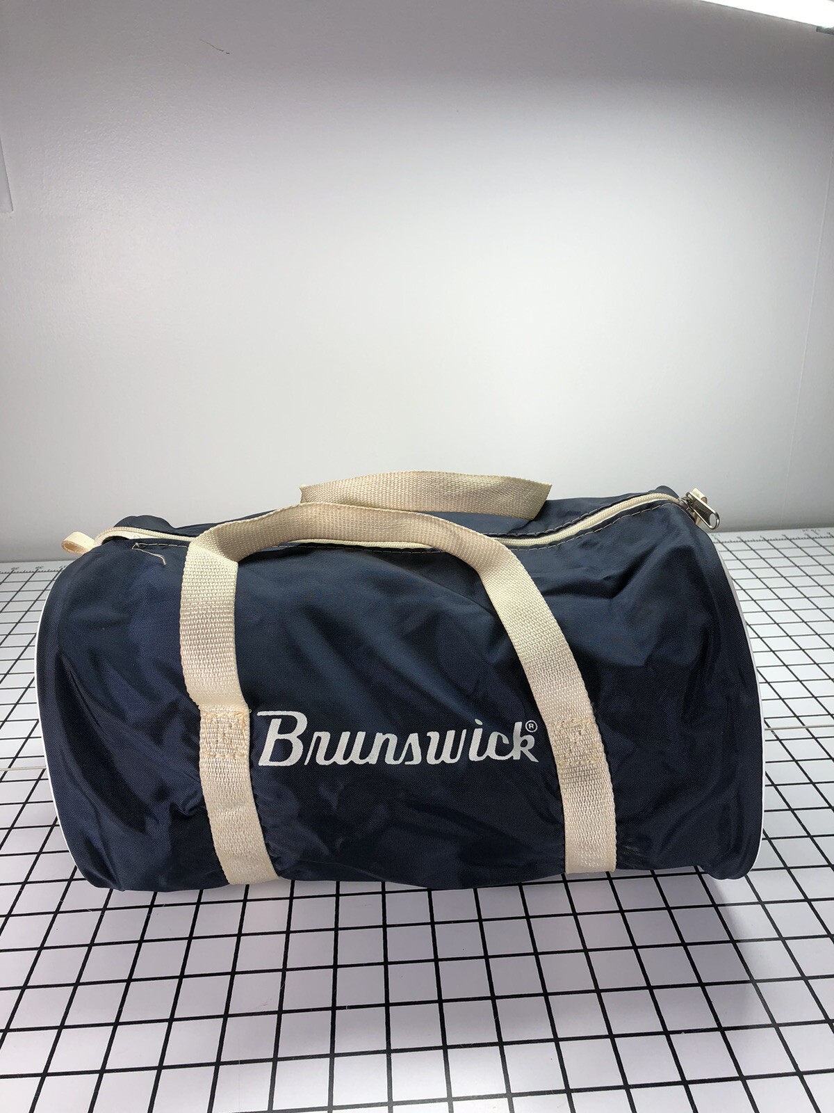Vintage Brunswick Nylon Tote Carry-On Overnight Bag 14” Navy Blue White READ